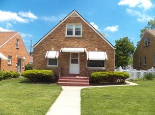 3250 S 13th St, Milwaukee, WI 53215