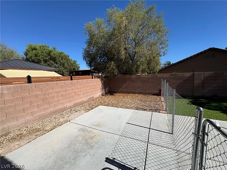 5033 Rustic Charm Ct — Photo 8