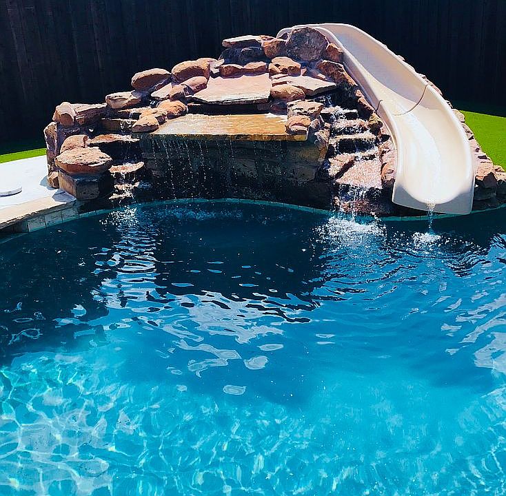 1st image of 2848 Ermine Way