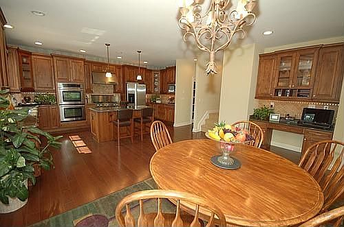 Kitchen With Breakfast Nook