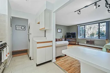 Sold by Century 21 Amiable Realty Group II Inc