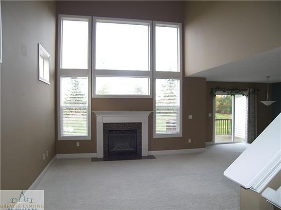 3rd image of 2270 Fieldstone Dr #4