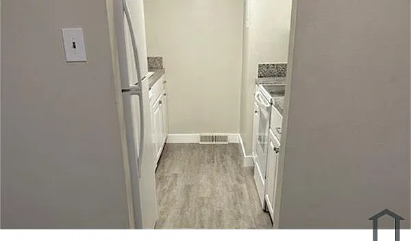 6865 E Arizona Ave #C — Photo 1