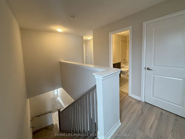 40 Middleton St — Photo 20