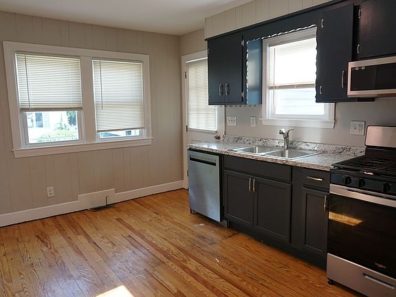 2nd image of 172 Fruit Hill Ave #1