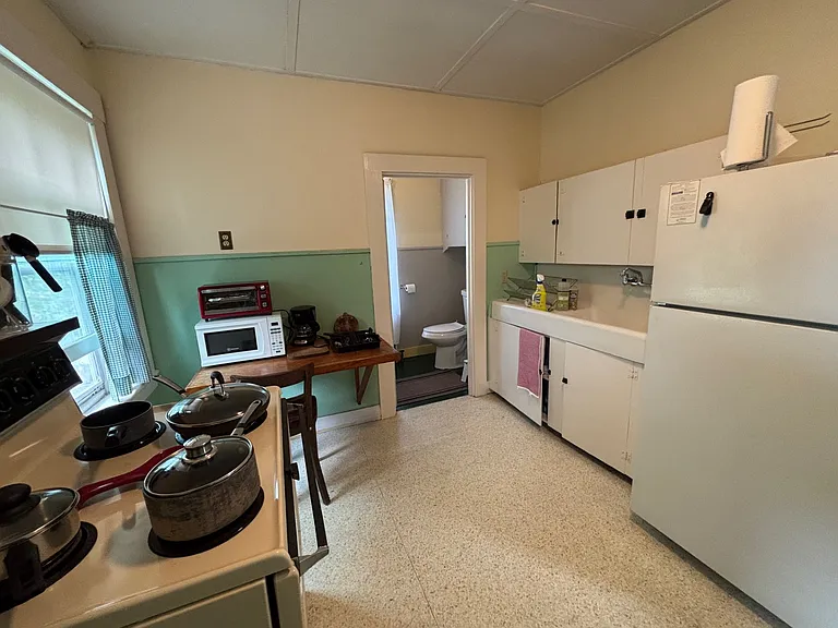 107 Prospect Hill St #3 — Photo 5