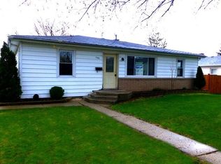 1106 Waverly Pl, Joliet, IL 60435