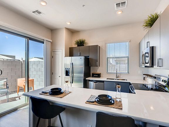 2 Bedroom Floor Plan