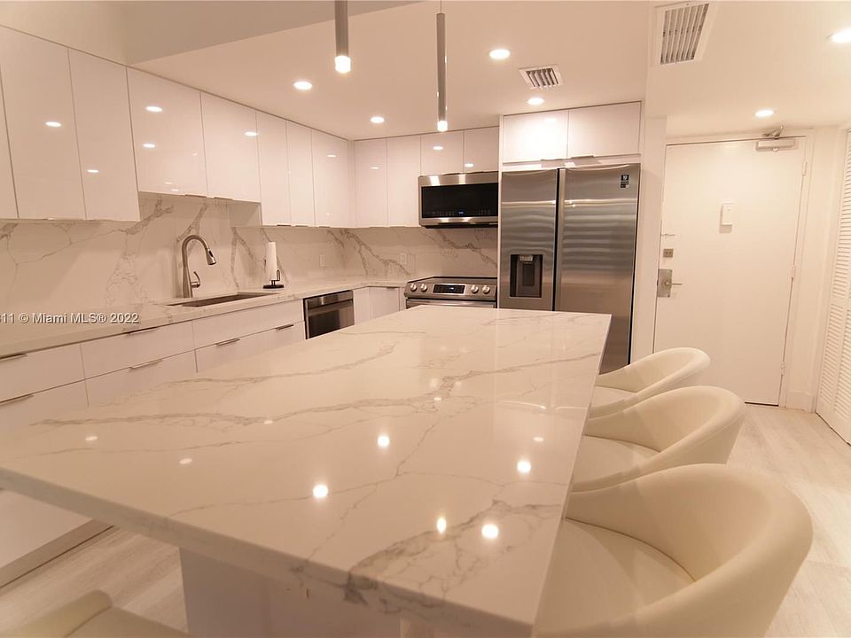 1st image of 401 Ocean Dr APT 211