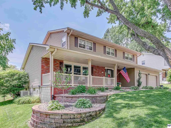 12923 Jackson St, Omaha, NE 68154