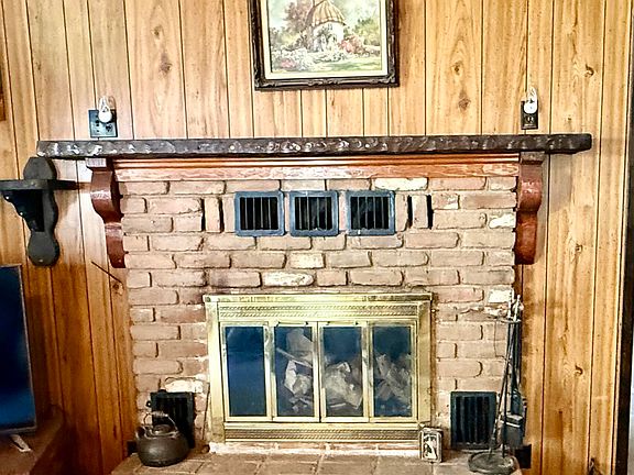 4th image of 1207 Pine Haven Court