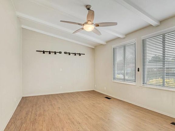 3rd image of 3008 W Shadow Park Dr