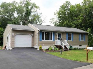 4 Erlynn Pl, Schenectady, NY 12309