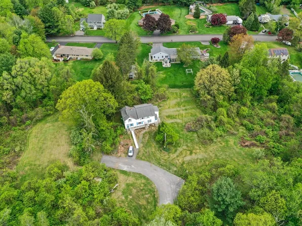 231 Millbury St, Auburn, MA 01501