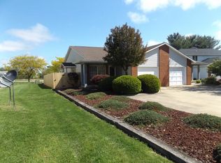 1110 Diana Ct, Effingham, IL 62401