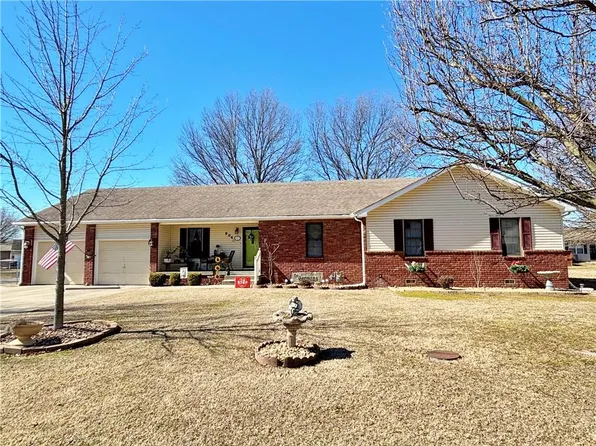 904 S Dittman St, Frontenac, KS 66763