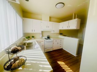 6955 Kester Ave #311, Van Nuys, CA 91405