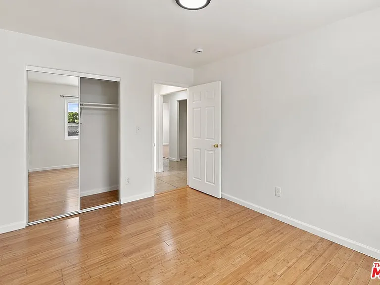 145 E Gage Ave — Photo 7