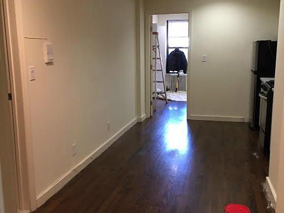 4th image of 326 E 61st St APT 7