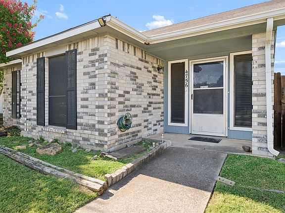 2nd image of 4756 Veronica Cir