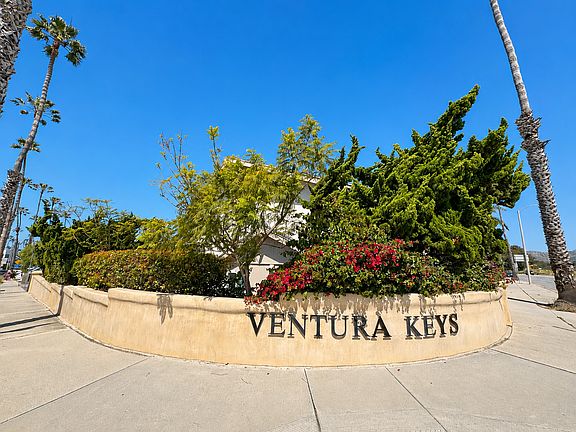 3rd image of 3135 Harbor Blvd