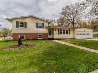 21 N Cherry St, Princeton, IL 61356