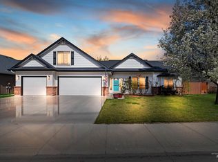 439 N Glen Aspen Way, Star, ID 83669