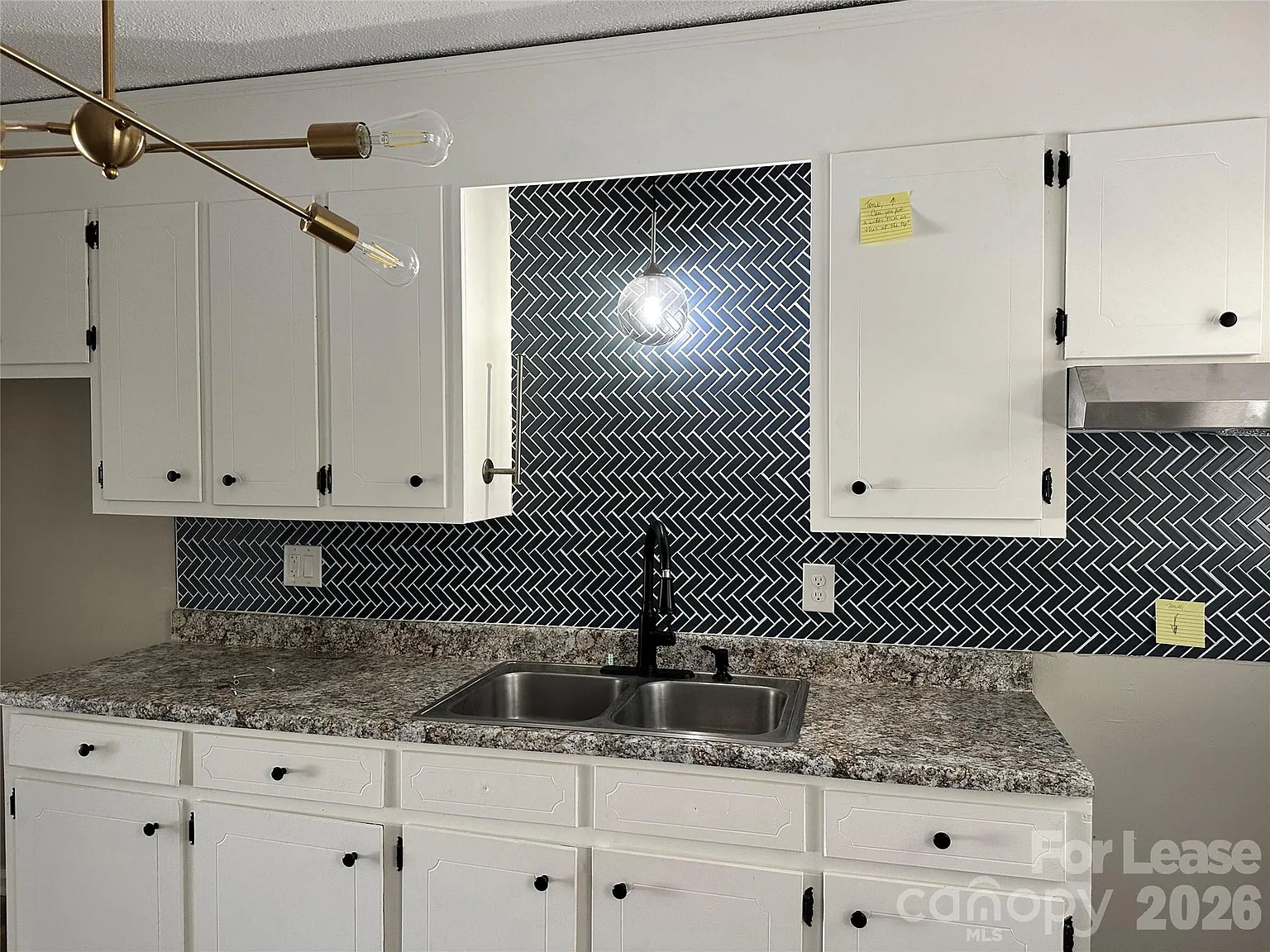 2 bed, $1,200 — Photo 3