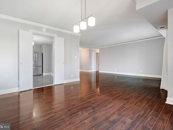 5th image of 8360 Greensboro Dr APT 707