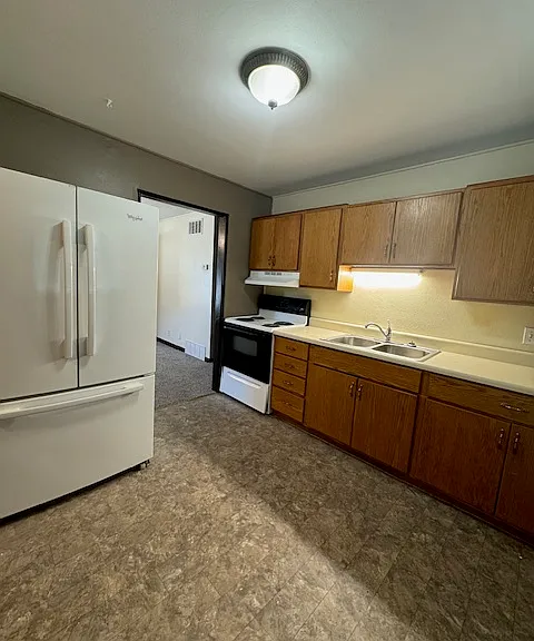 408 Missouri Ave — Photo 7