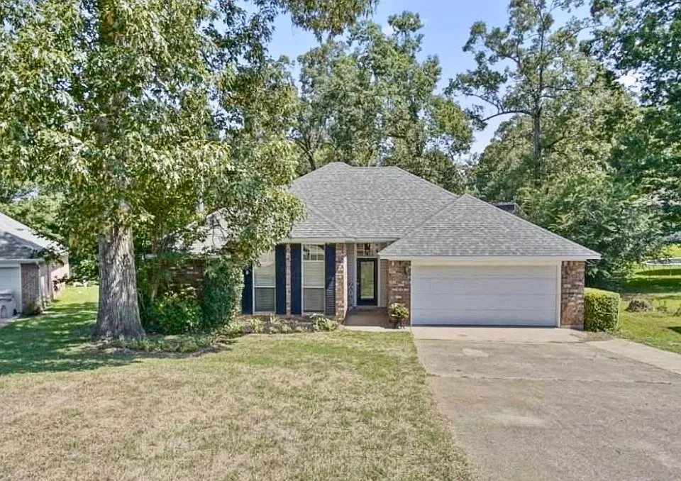 Tamarack Cir