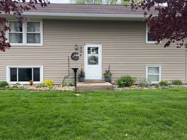 204 Gordon St, Masonville, IA 50654