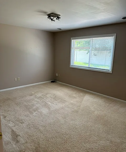 2112 Terrace Dr — Photo 12