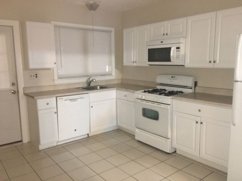1st image of 227 W Mt Plsnt Ave APT 1A