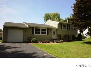 8297 Warbler Way, Liverpool, NY 13090