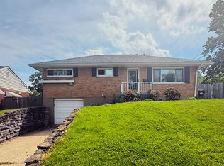 156 Ireland Ave, Cincinnati, OH 45218