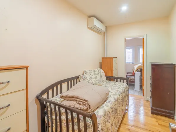 1390 Troy Avenue image 26 of 38