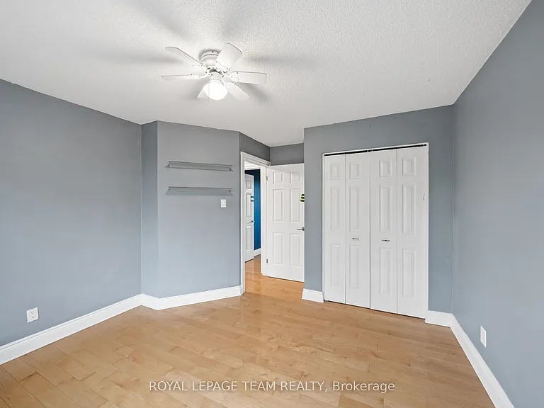 3162 Woodroffe Ave — Photo 30