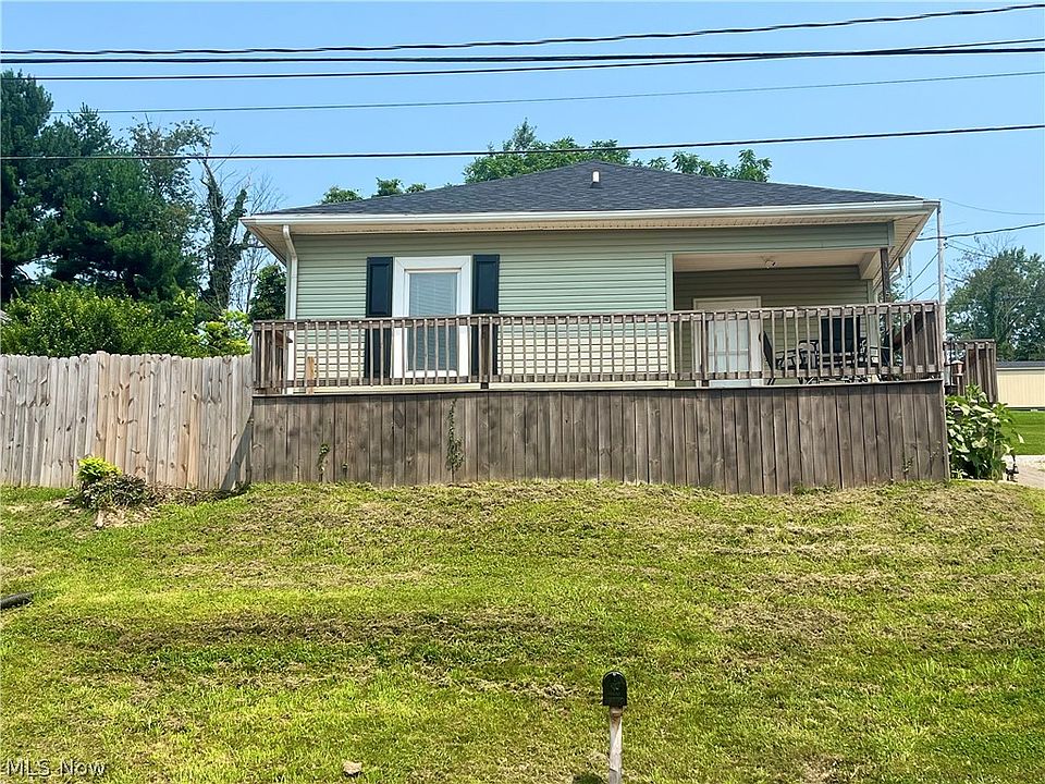 1st image of 1905 Stewart Ave