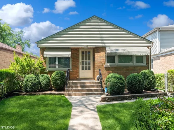 936 Grey Ave, Evanston, IL 60202