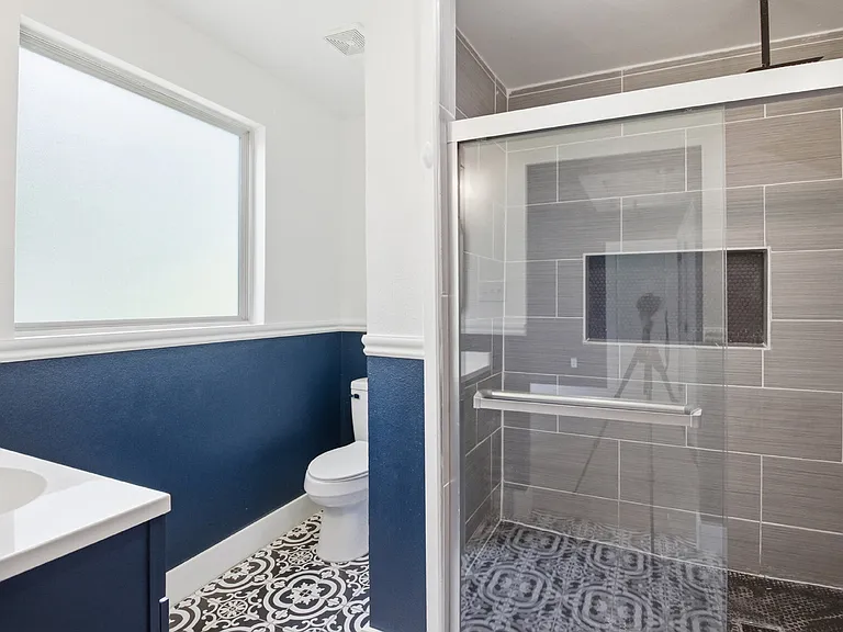204 Aero Ave — Photo 18