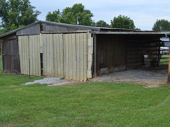 4th image of 4204 E Governor John Sevier Hwy