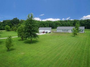 980 E 2500 North Rd, Edinburg, IL 62531