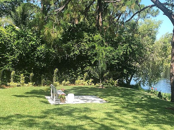 5th image of 147 Caribbean Ct