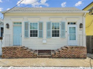 711 Upperline St, New Orleans, LA 70115
