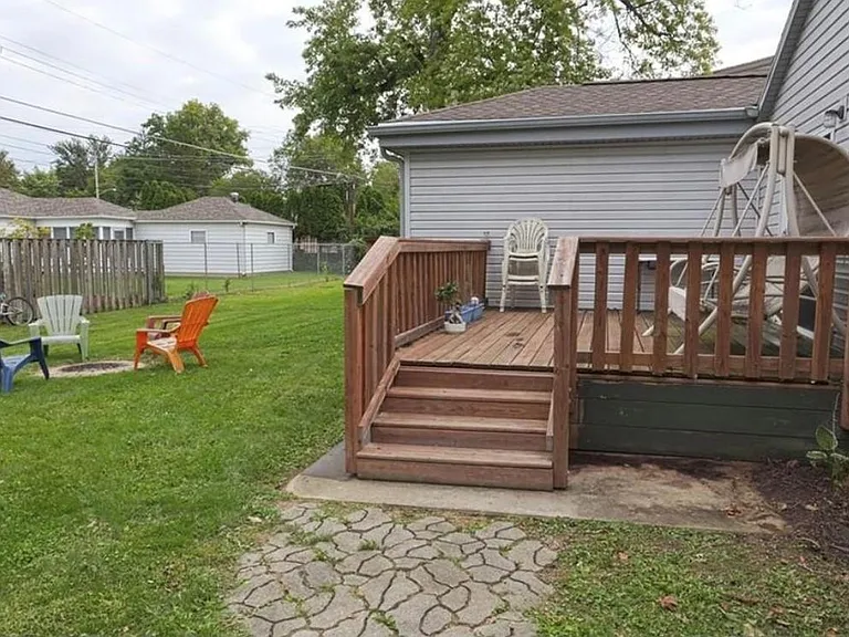 2910 W Riverside Ave — Photo 2