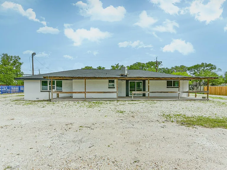 9030 Almeda Genoa Rd — Photo 13