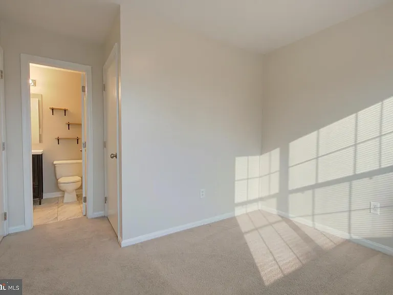 2813 31st Ave — Photo 21