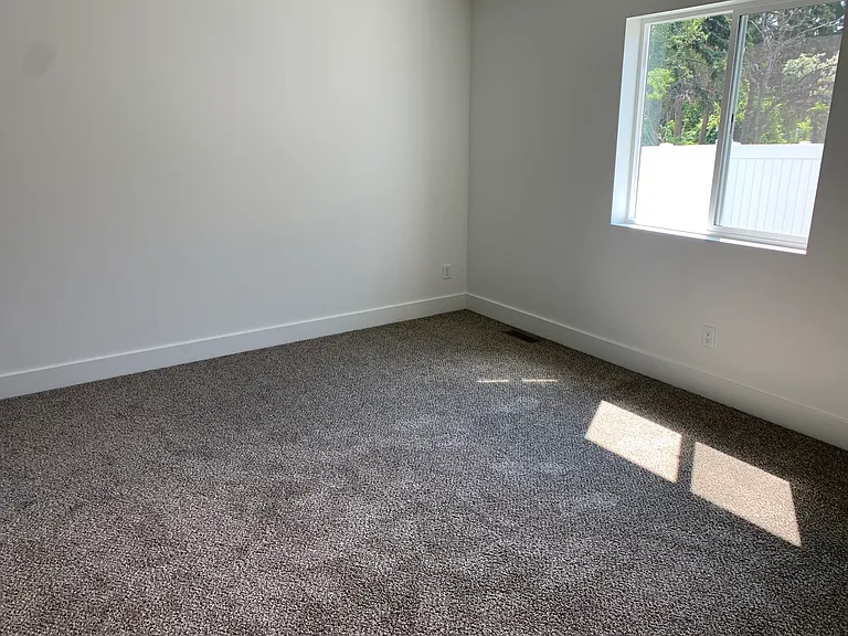 1704 S Woodland Dr — Photo 9