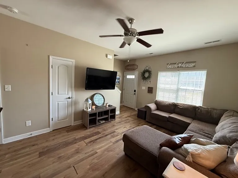 602 Ebb Tide Ln — Photo 3